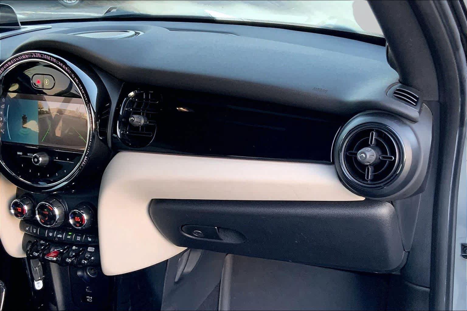 Used 2022 MINI Cooper S FWD image 15