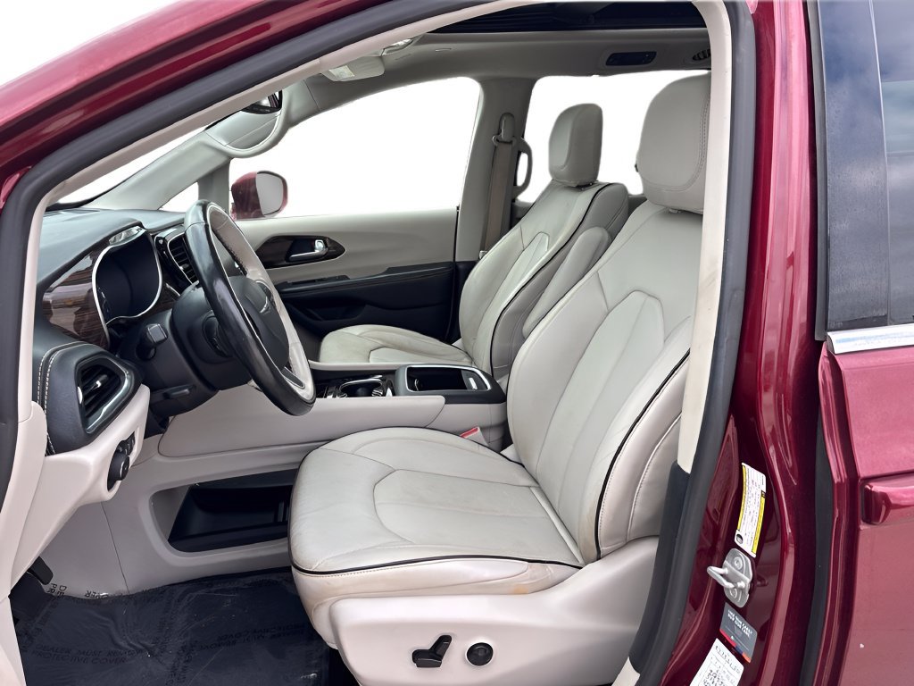 Used 2021 Chrysler Pacifica Limited w/ Premium & Safety Sphere Group AWD/4WD image 14