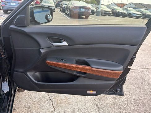 Used 2012 Honda Accord EX image 25