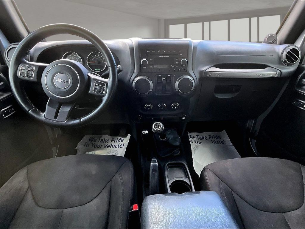 Used 2013 Jeep Wrangler Sport AWD/4WD image 16