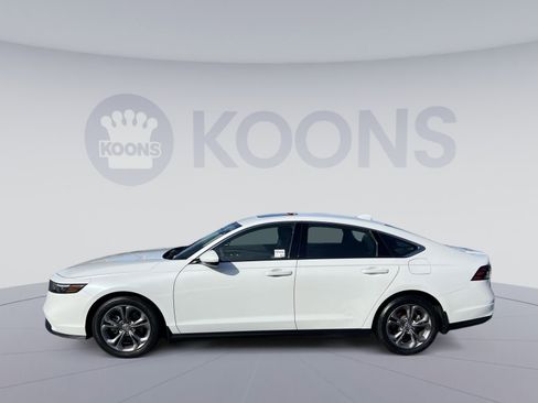 Used 2024 Honda Accord EX image 2