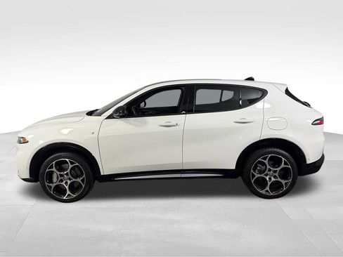Used 2024 Alfa Romeo Tonale Ti AWD/4WD image 10