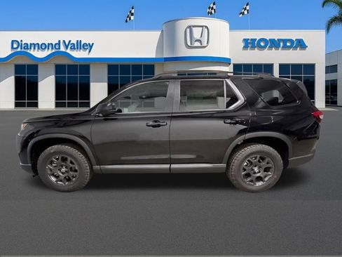 New 2026 Honda Pilot TrailSport image 6