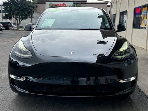 Used 2023 Tesla Model Y Long Range image 8