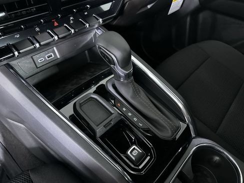 New 2026 GMC Canyon Elevation w/ Convenience Package RWD image 17