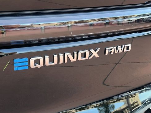 New 2026 Chevrolet Equinox EV LT image 30