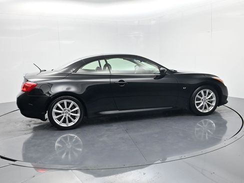 Used 2014 INFINITI Q60 Convertible w/ Premium Package image 8