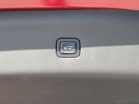 Used 2022 Buick Enclave Premium w/ Experience Buick Package image 18