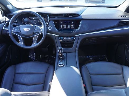 Certified 2023 Cadillac XT5 Premium Luxury image 11