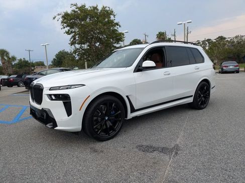 New 2027 BMW X7 xDrive40i w/ M Sport Package AWD/4WD image 9