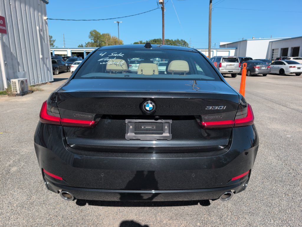 Used 2025 BMW 330i Sedan RWD image 7