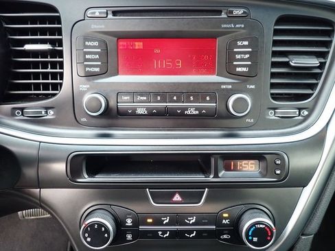 Used 2015 Kia Optima LX image 28