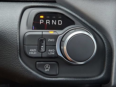 Used 2026 RAM 1500 Express AWD/4WD image 26