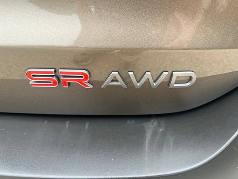 Certified 2025 Nissan Kicks SR AWD/4WD image 34