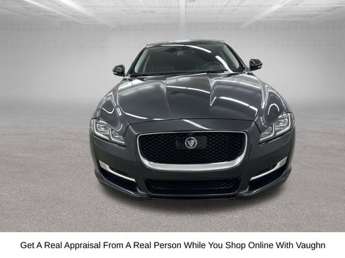Used 2016 Jaguar XJ R-Sport AWD/4WD image 4