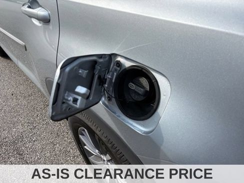 Used 2019 Toyota Highlander XLE AWD/4WD image 22