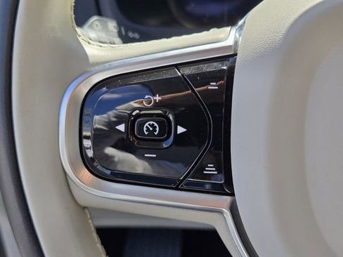 Certified 2023 Volvo XC90 B6 Plus w/ Protection Package Premier AWD/4WD image 29
