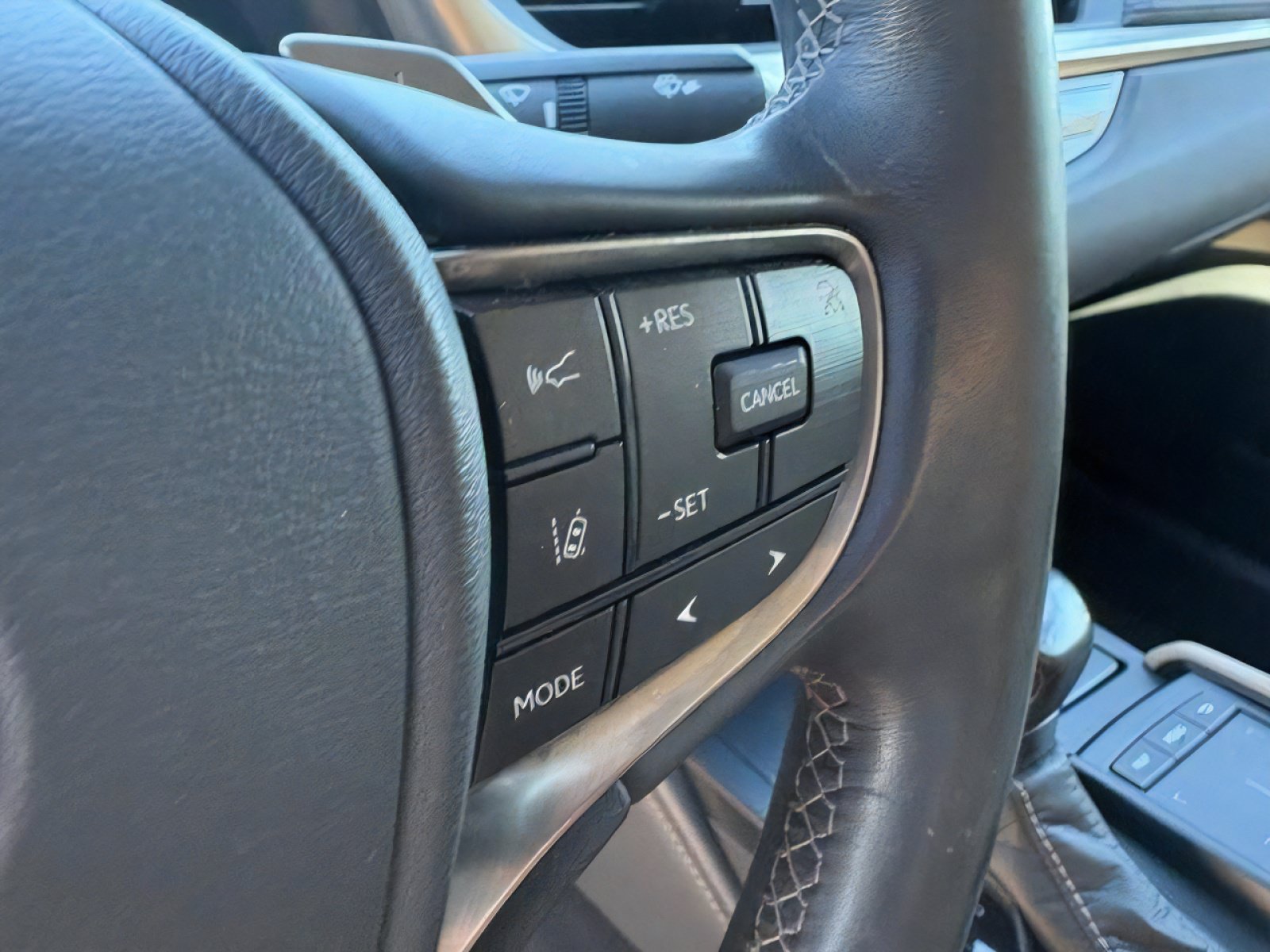 Used 2021 Lexus ES 300h w/ Premium Package FWD image 20