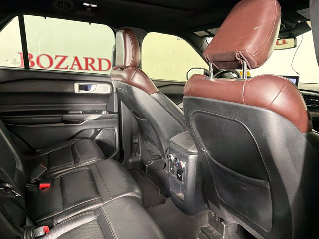 Used 2020 Ford Explorer Platinum w/ Premium Technology Package AWD/4WD image 33