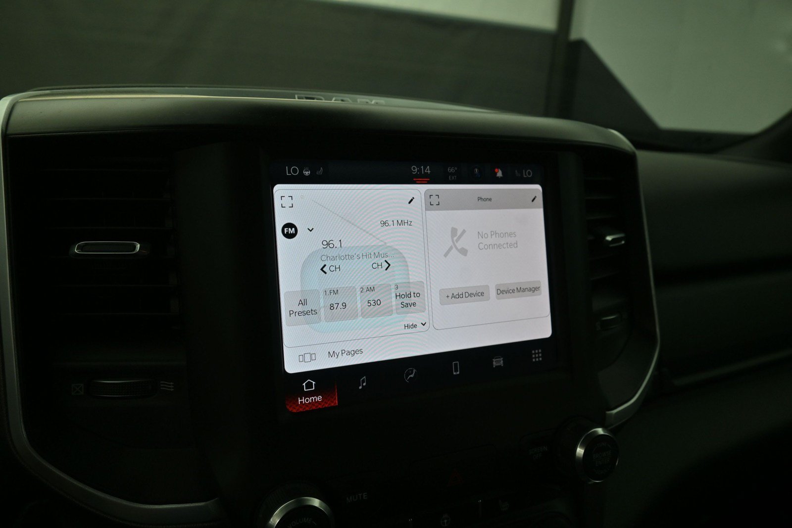 Used 2023 RAM 1500 Big Horn RWD image 36