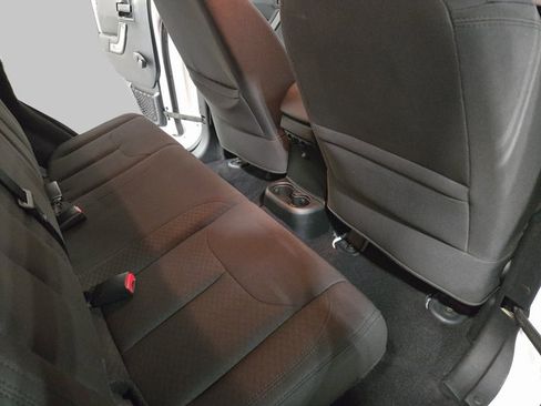 Used 2017 Jeep Wrangler Unlimited Sport image 12