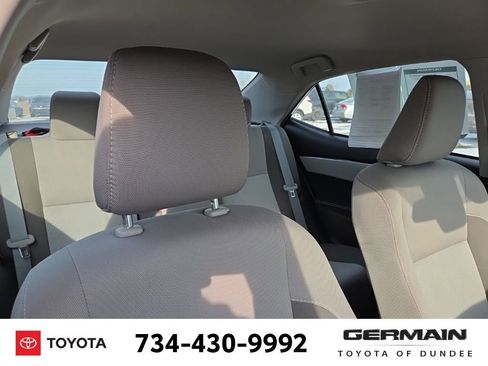 Used 2018 Toyota Corolla LE image 20