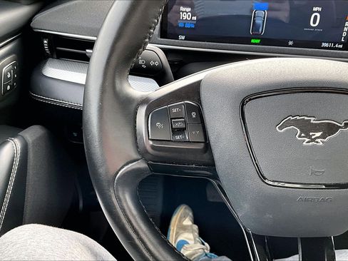 Used 2021 Ford Mustang Mach-E Select w/ Comfort/Appearance Package image 22