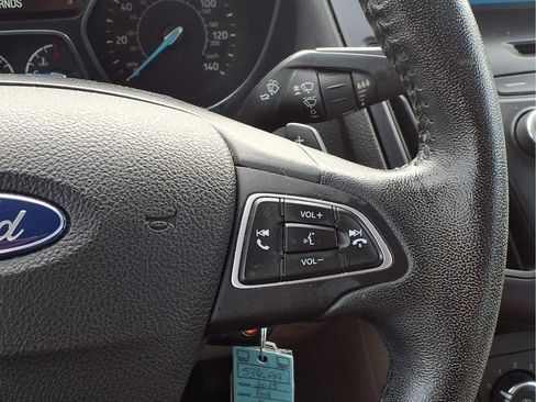 Used 2015 Ford Focus SE w/ SE Sport Package image 10