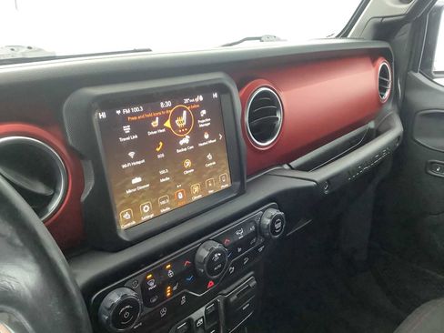 Used 2019 Jeep Wrangler Unlimited Rubicon image 17