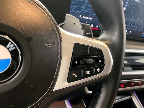 Used 2024 BMW X5 xDrive40i w/ M Sport Package image 25