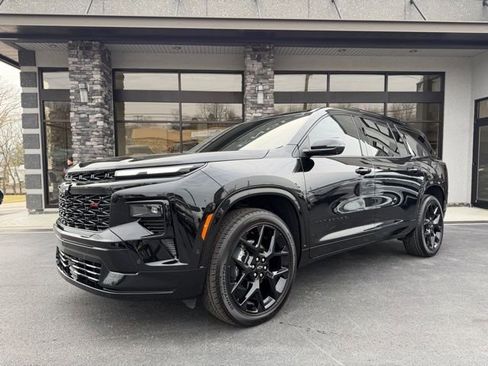 Used 2026 Chevrolet Traverse RS image 7