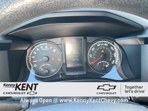 Used 2019 Toyota Tacoma SR w/ SX Package image 23