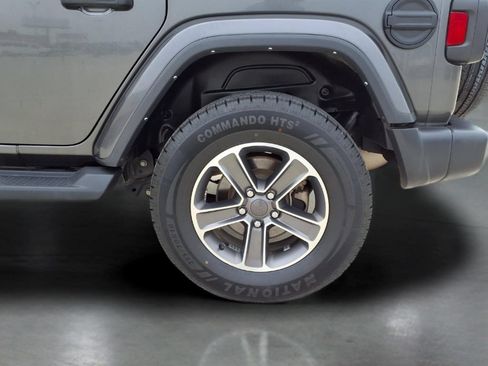 Used 2023 Jeep Wrangler Unlimited Sahara AWD/4WD image 23