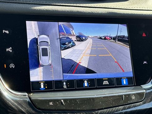 Used 2025 Cadillac XT6 Premium Luxury w/ Technology Package AWD/4WD image 12
