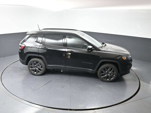 New 2026 Jeep Compass Limited w/ Sun, Sound & Navigation Group AWD/4WD image 30