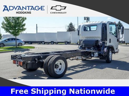New 2025 Chevrolet Low Cab Forward 5500XG image 2