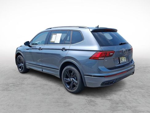 Used 2024 Volkswagen Tiguan SE R-Line image 3