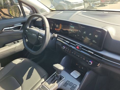 New 2026 Kia Sportage EX image 8