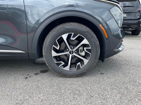 Used 2024 Kia Sportage EX image 31