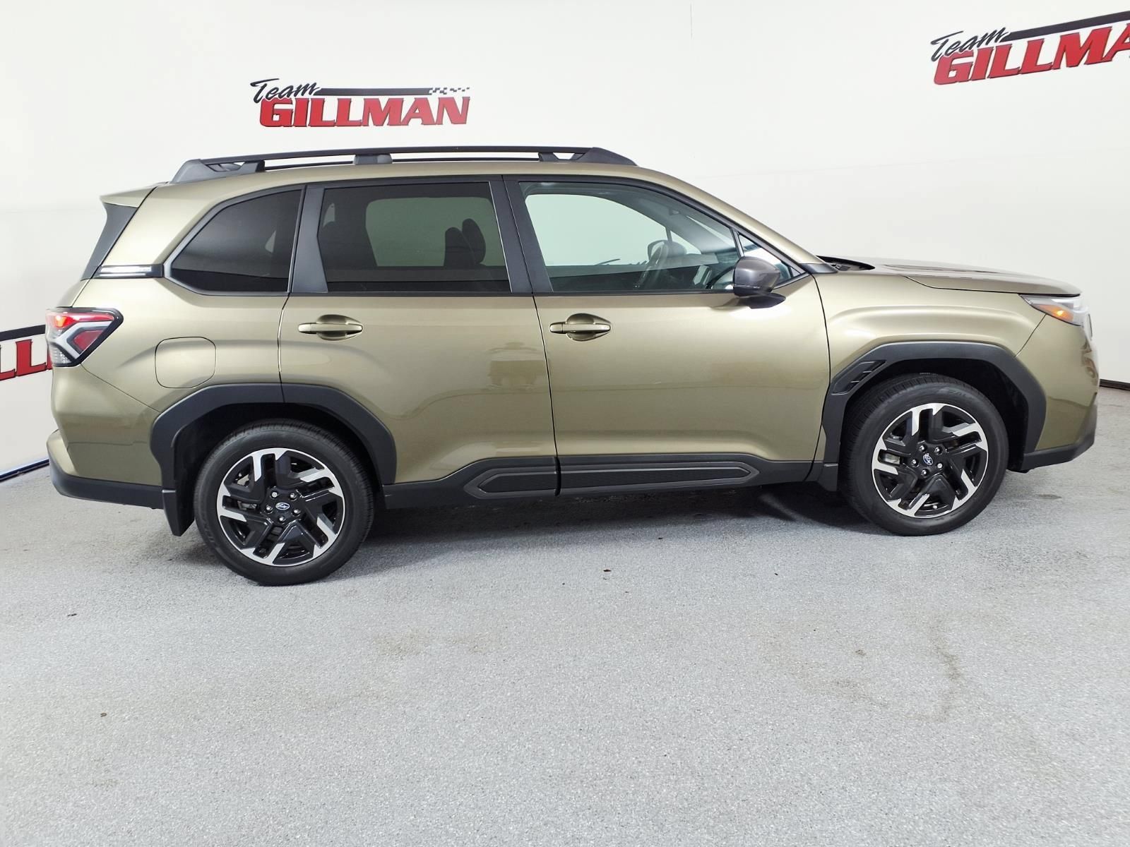 Used 2026 Subaru Forester Limited AWD/4WD image 3