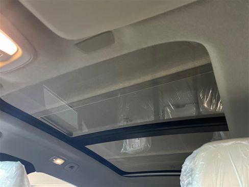 New 2026 Volvo XC40 B5 Ultra w/ Protection Package Premier image 20