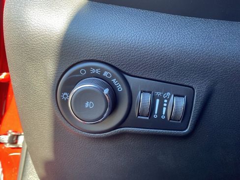 New 2026 Jeep Compass Latitude image 20