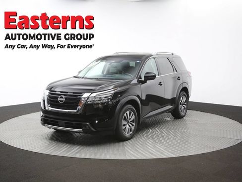 Used 2022 Nissan Pathfinder SL AWD/4WD image 54