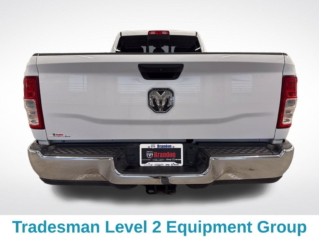 Used 2024 RAM 2500 Tradesman w/ Chrome Appearance Group AWD/4WD image 5