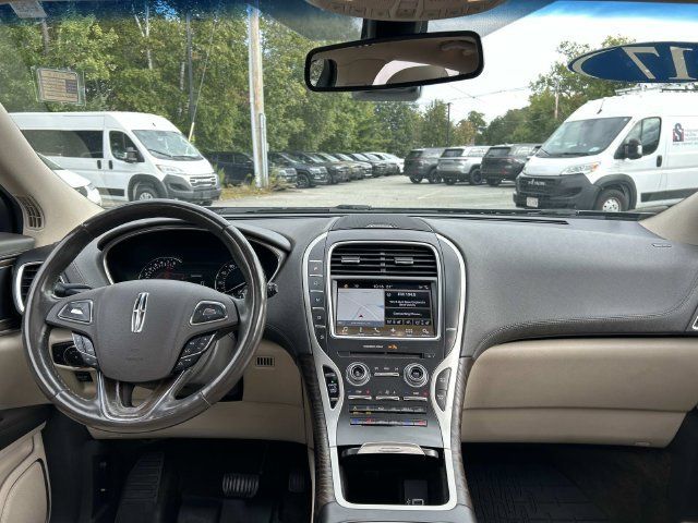 Used 2017 Lincoln MKX Reserve w/ Lincoln MKX Climate Package AWD/4WD image 20