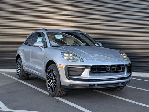 New 2026 Porsche Macan AWD/4WD image 7