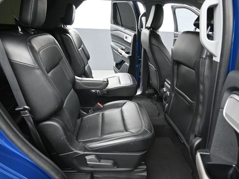 Used 2022 Ford Explorer Limited RWD image 10