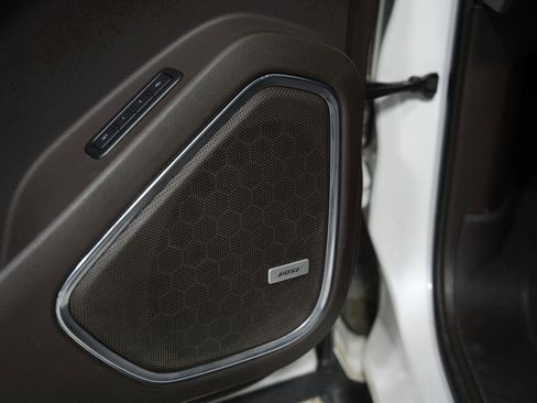 Used 2019 GMC Yukon XL Denali w/ Denali Ultimate Package image 31