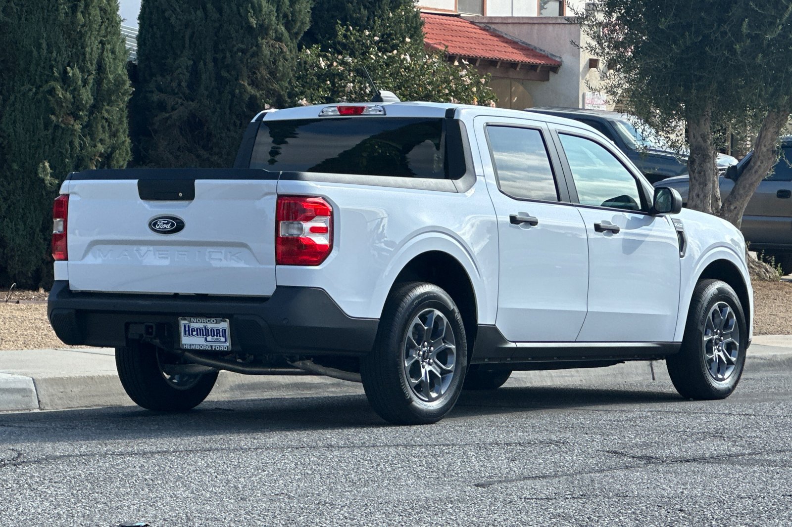 New 2026 Ford Maverick XLT w/ Equipment Group 301A AWD/4WD image 4