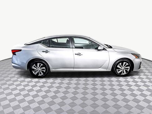 Used 2023 Nissan Altima 2.5 S image 11